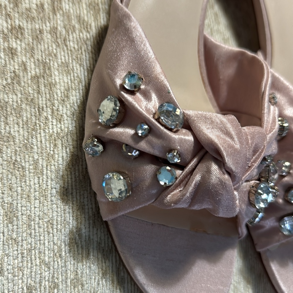 Nine West ladies 11M rhinestone embellished slide sandals. Light pink. NEW - Picture 3 of 7